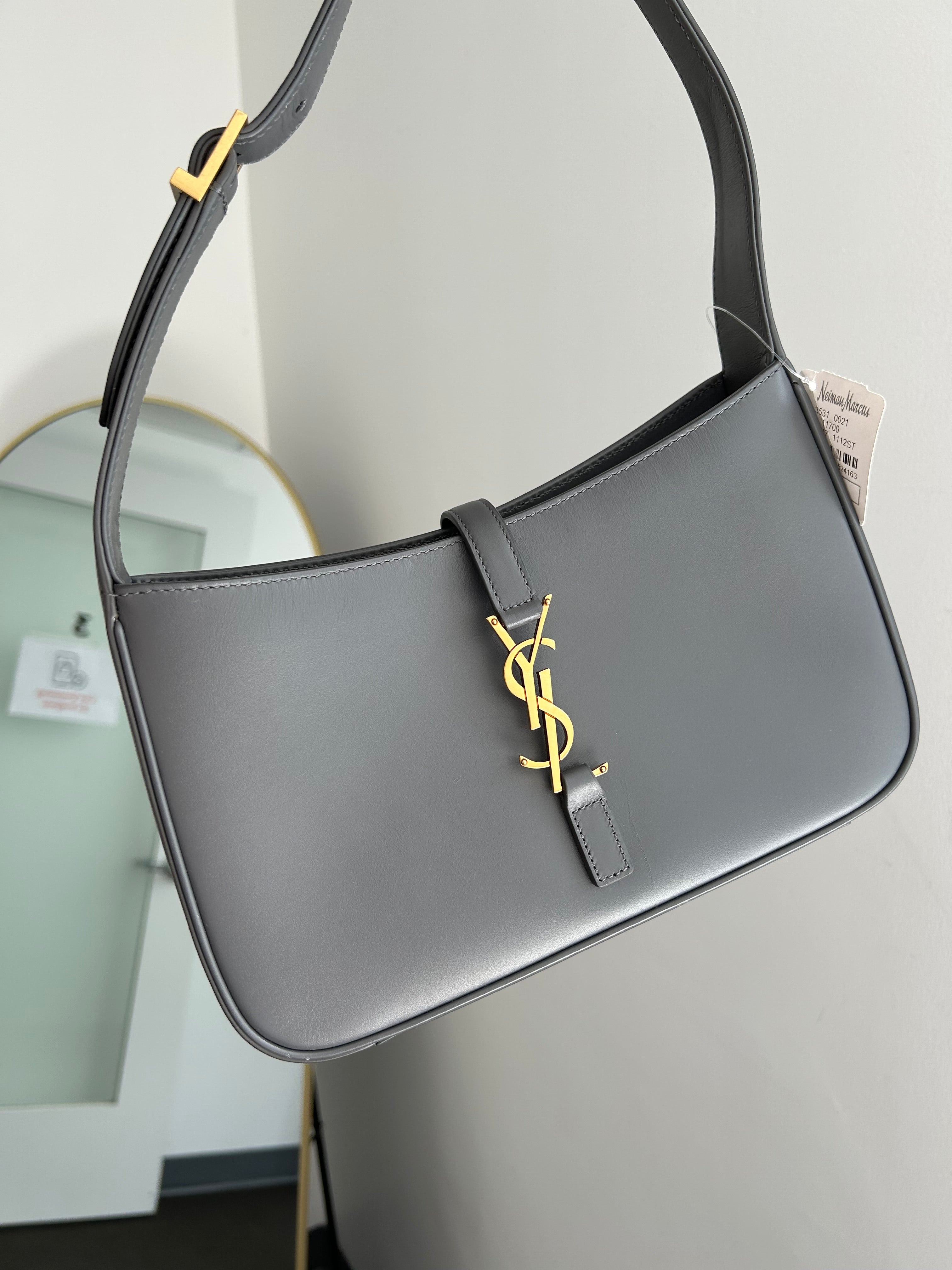 Grey Small Le 5 A 7 Shoulder Bag