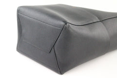 Soft Grained Black Sangle Bucket Bag
