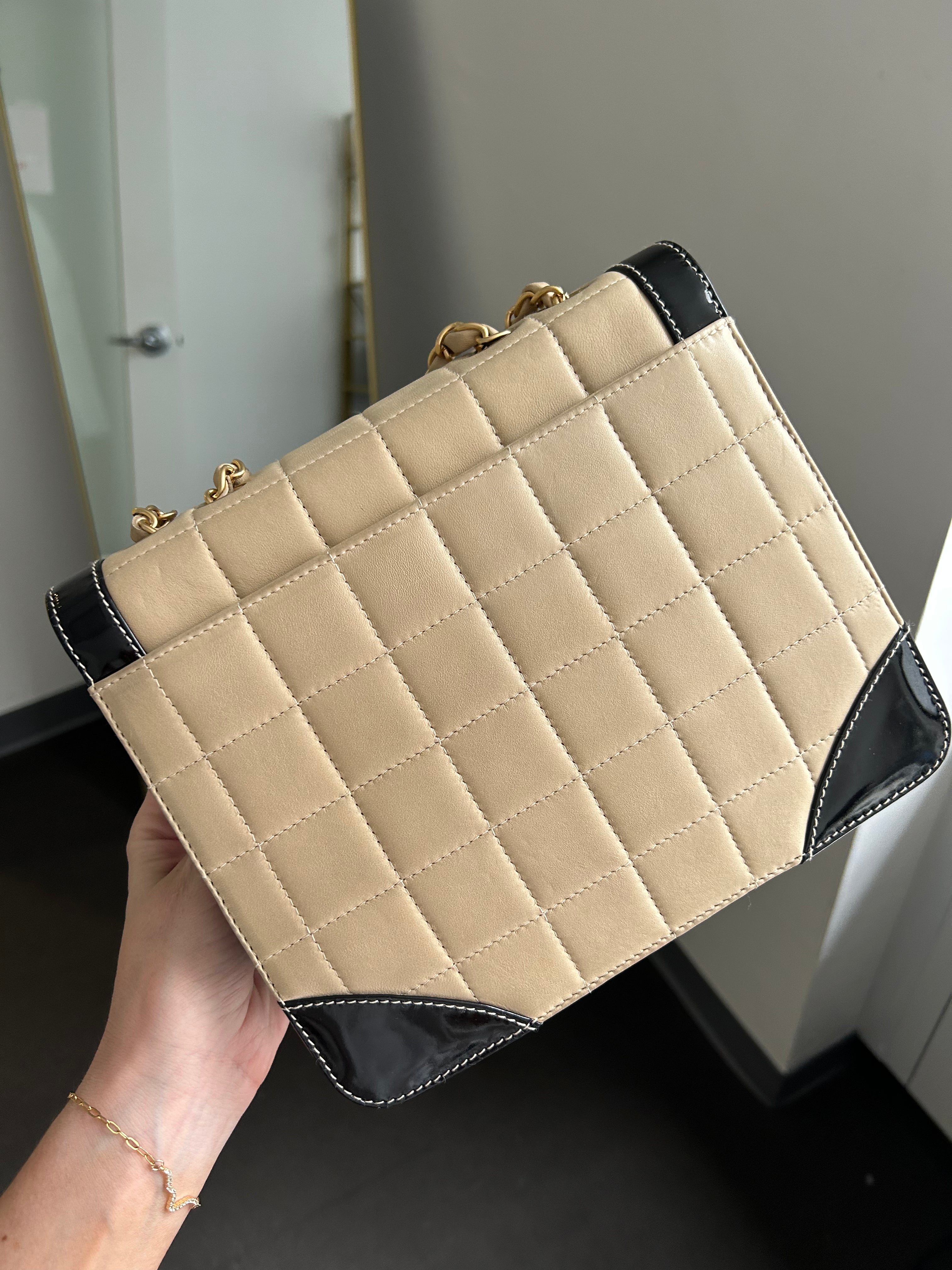 Vintage Tricolor Lambskin Patent Square Quilt Frame Flap