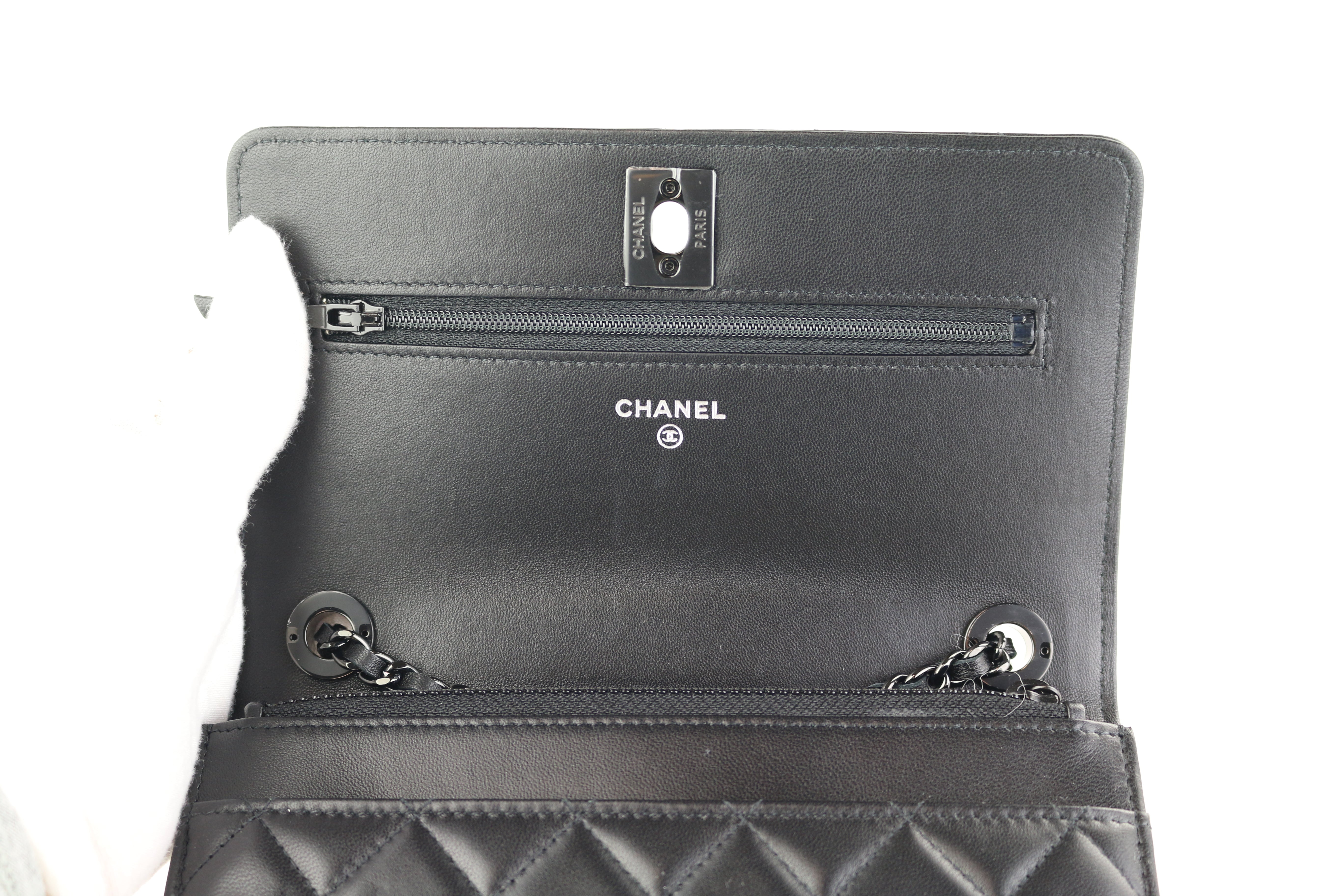Black Trendy CC WOC