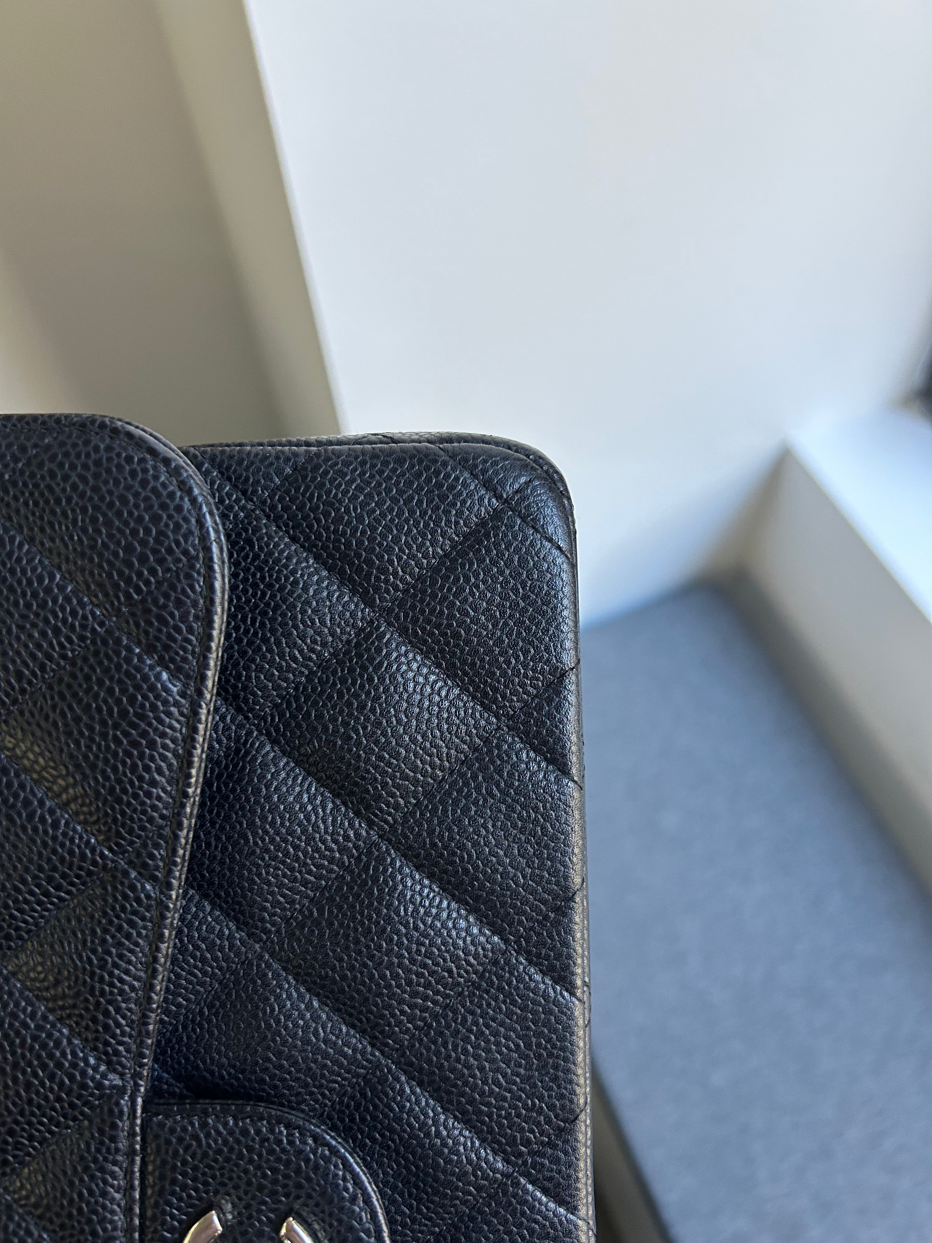 Black Caviar Double Flap Jumbo
