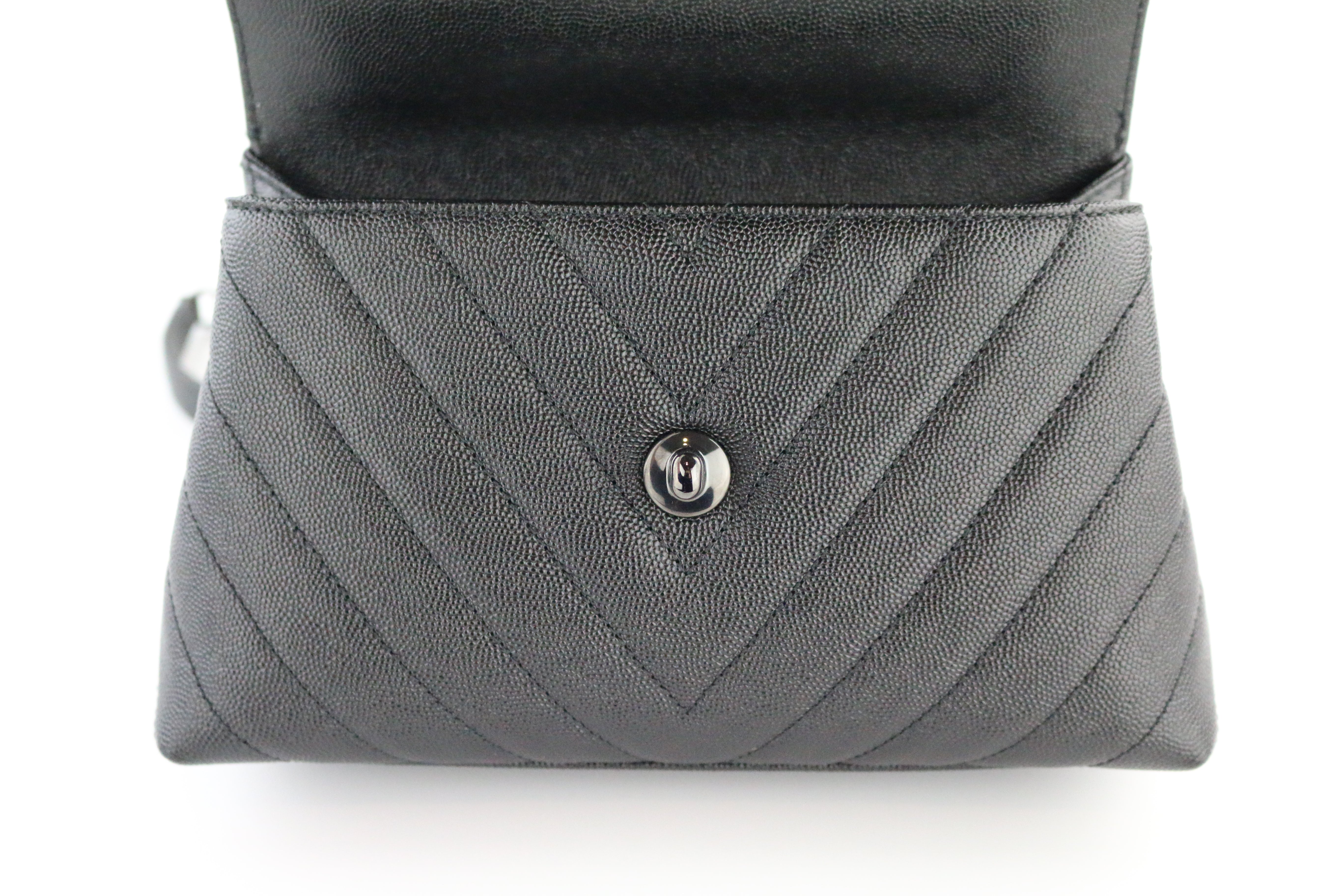 So Black Caviar Chevron Mini Coco Handle