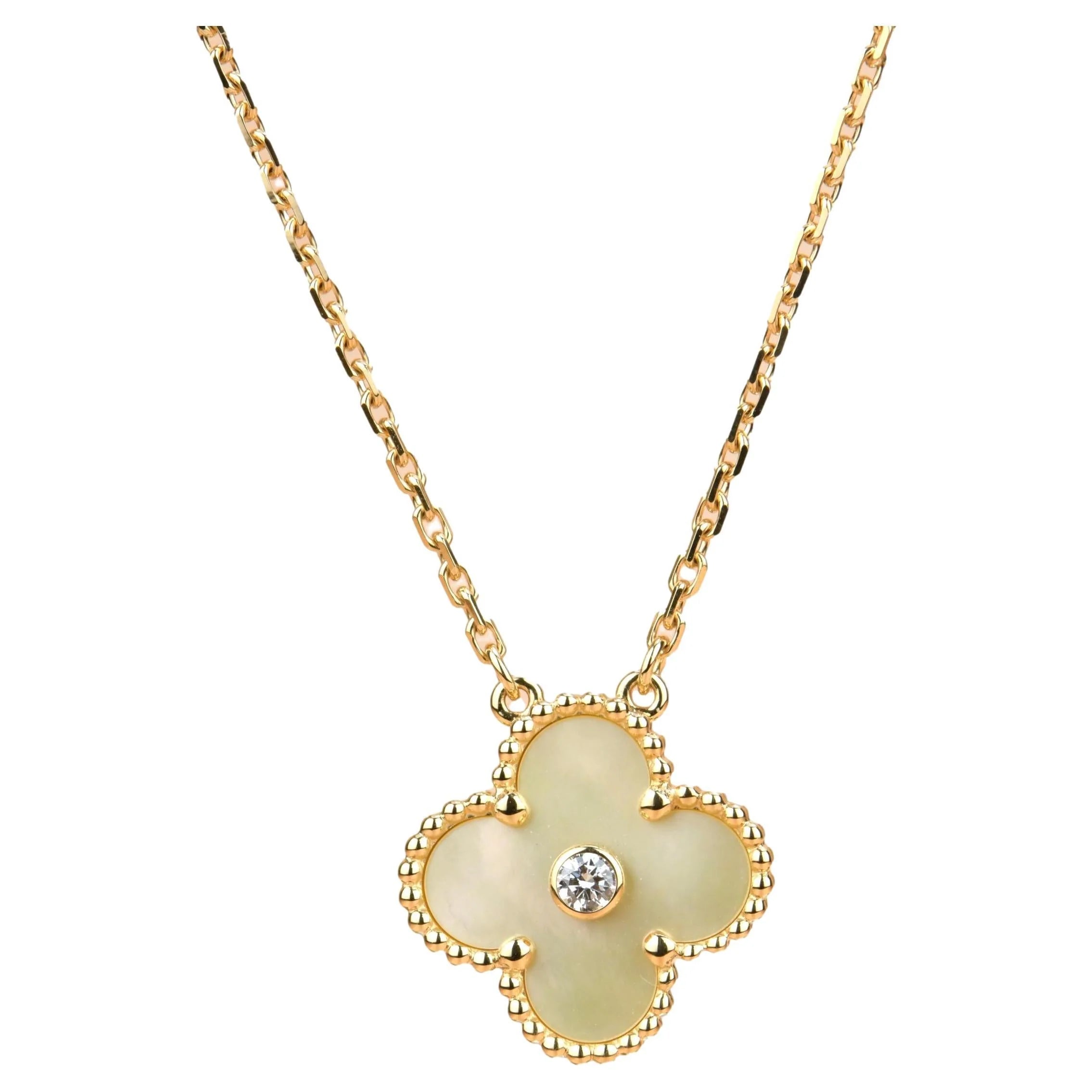 18k Yellow Gold/Diamond/Golden Mother of Pearl Vintage Alhambra Pendant Necklace