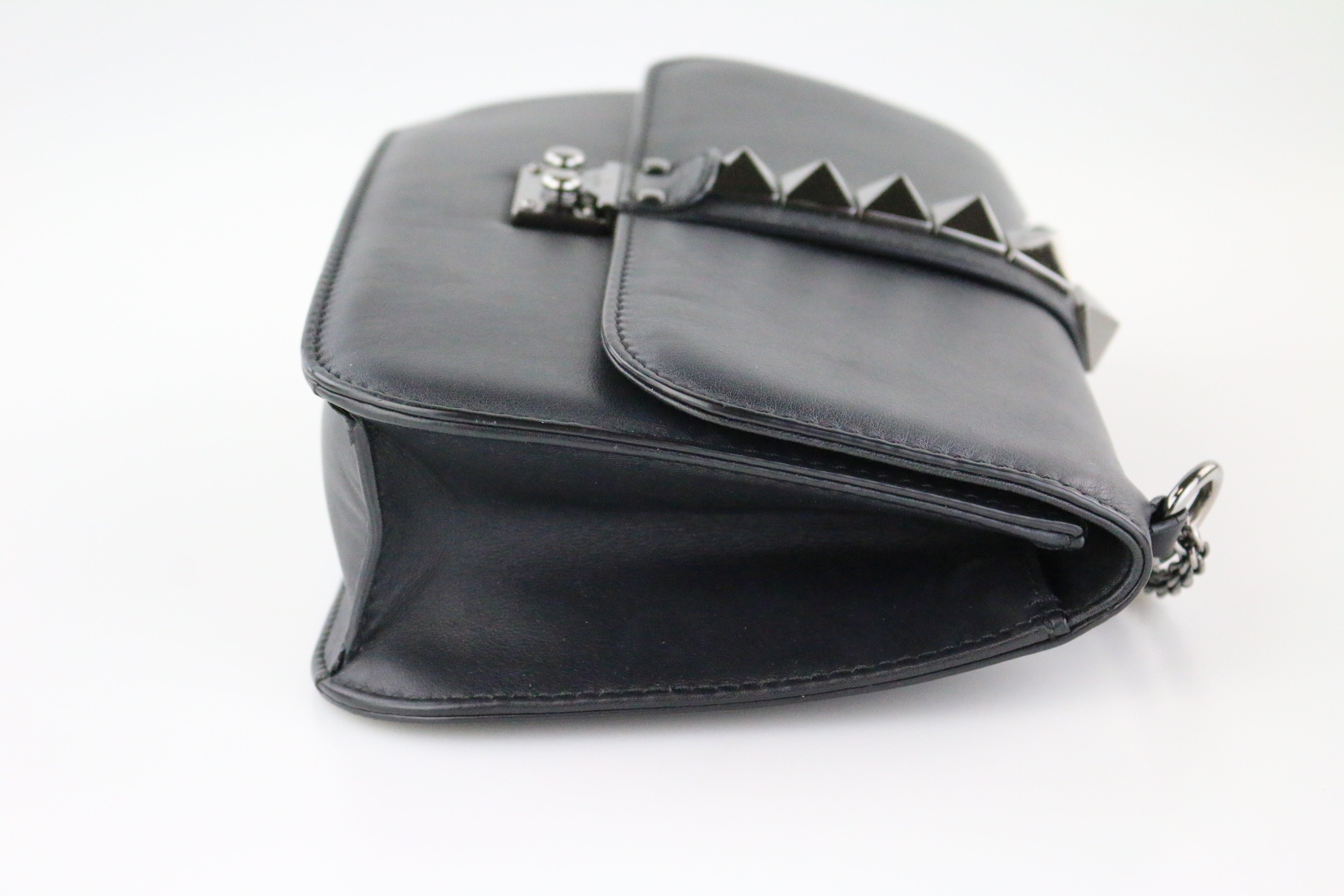 Black Vitello Medium Glam Lock Rockstud Flap