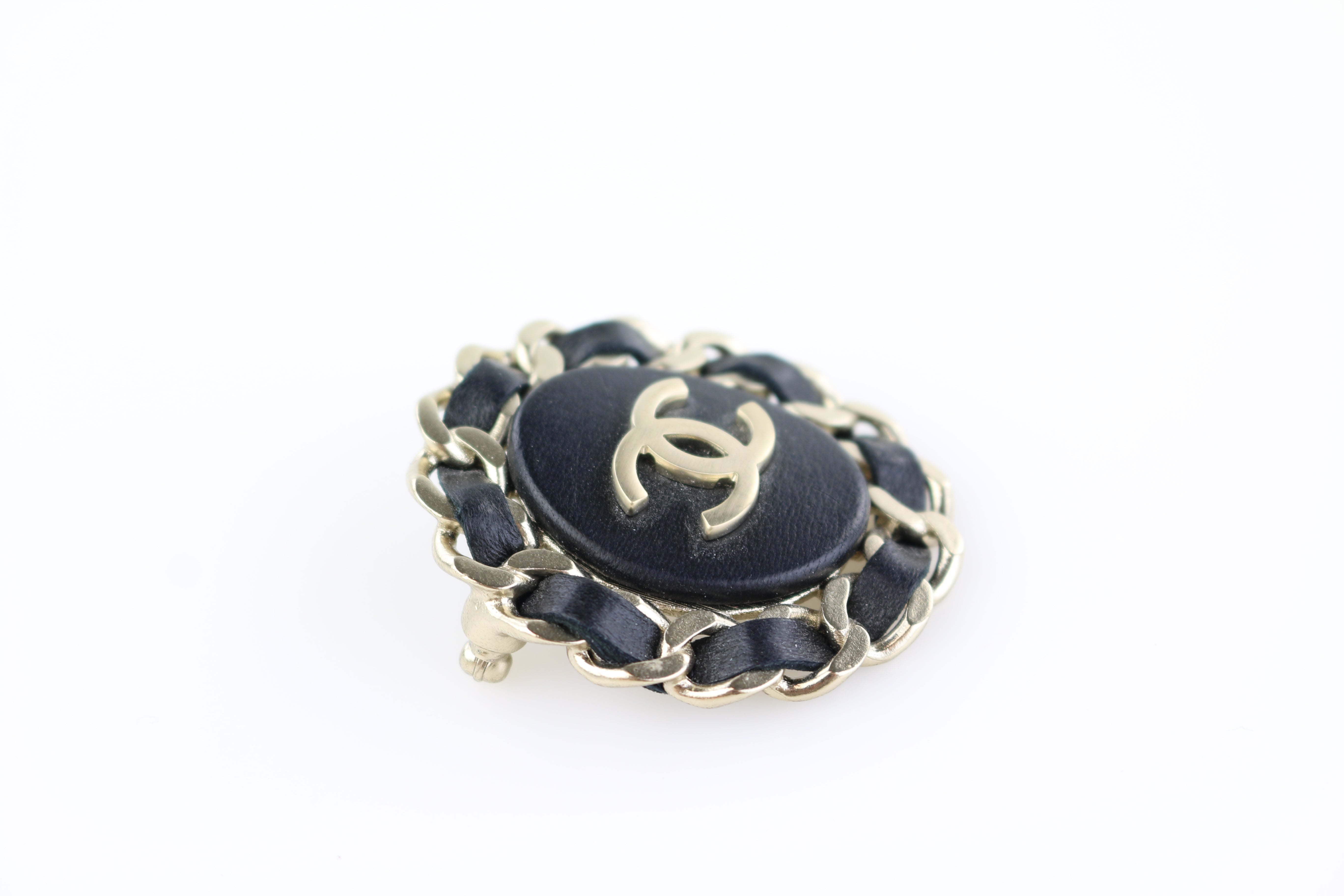 Brushed Gold/Leather Brooch