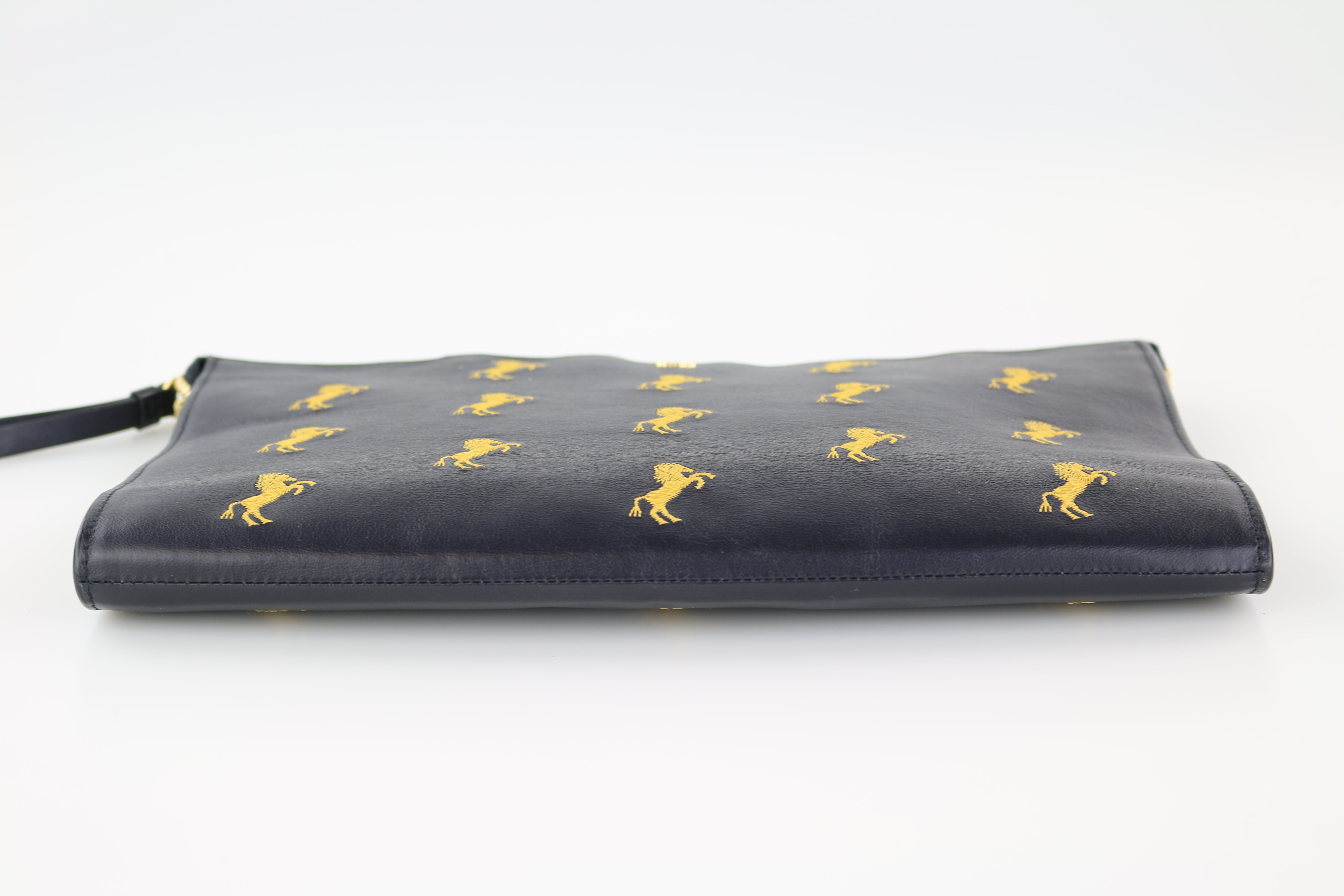 Signature Pouch