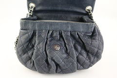 Navy Medium Chain Around Messenger
