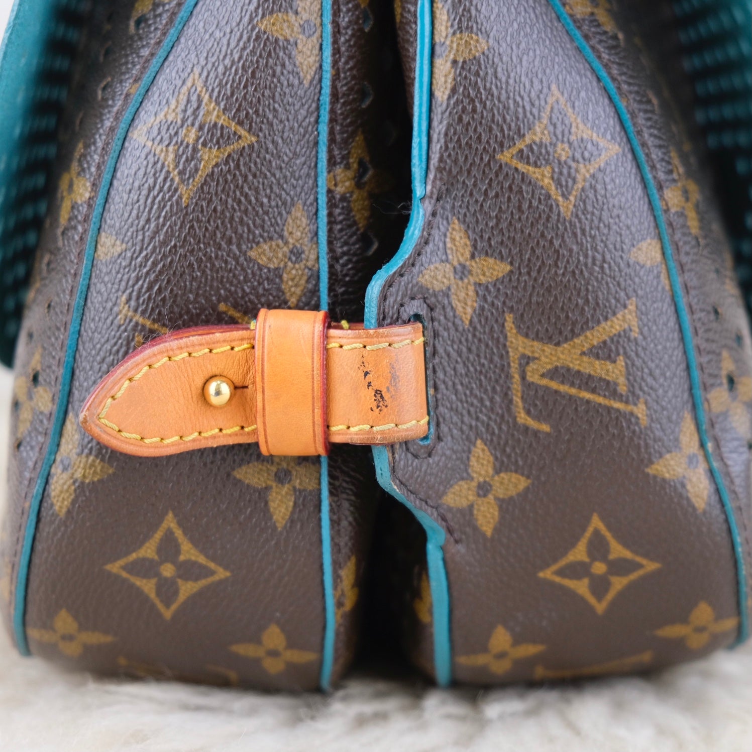 turquoise bag louis vuittons