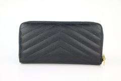 Black Matelasse Zippered Cassandre Wallet