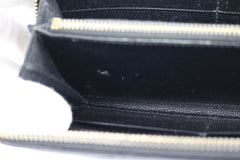 Black Matelasse Zippered Cassandre Wallet