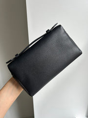 Grained Calfskin Black Extra Pocket L19