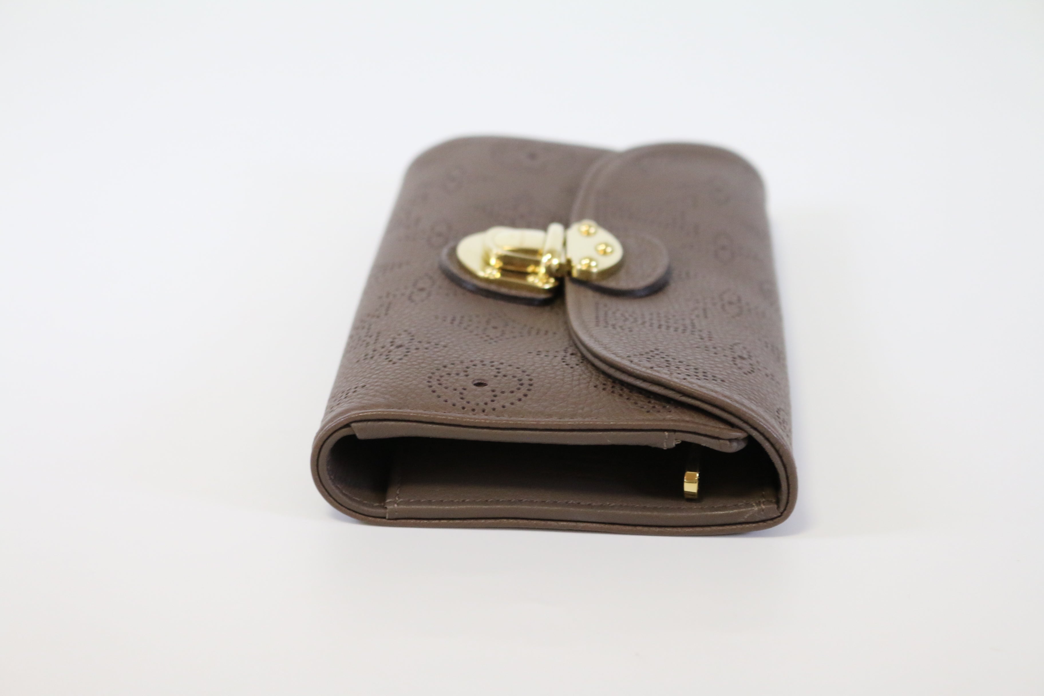 Louis Vuitton Portefeuille Amelia Black Leather Wallet (Pre-Owned)