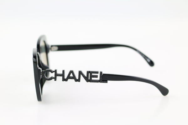 CHANEL Camellia CC Sunglasses 5113 Black White 261805