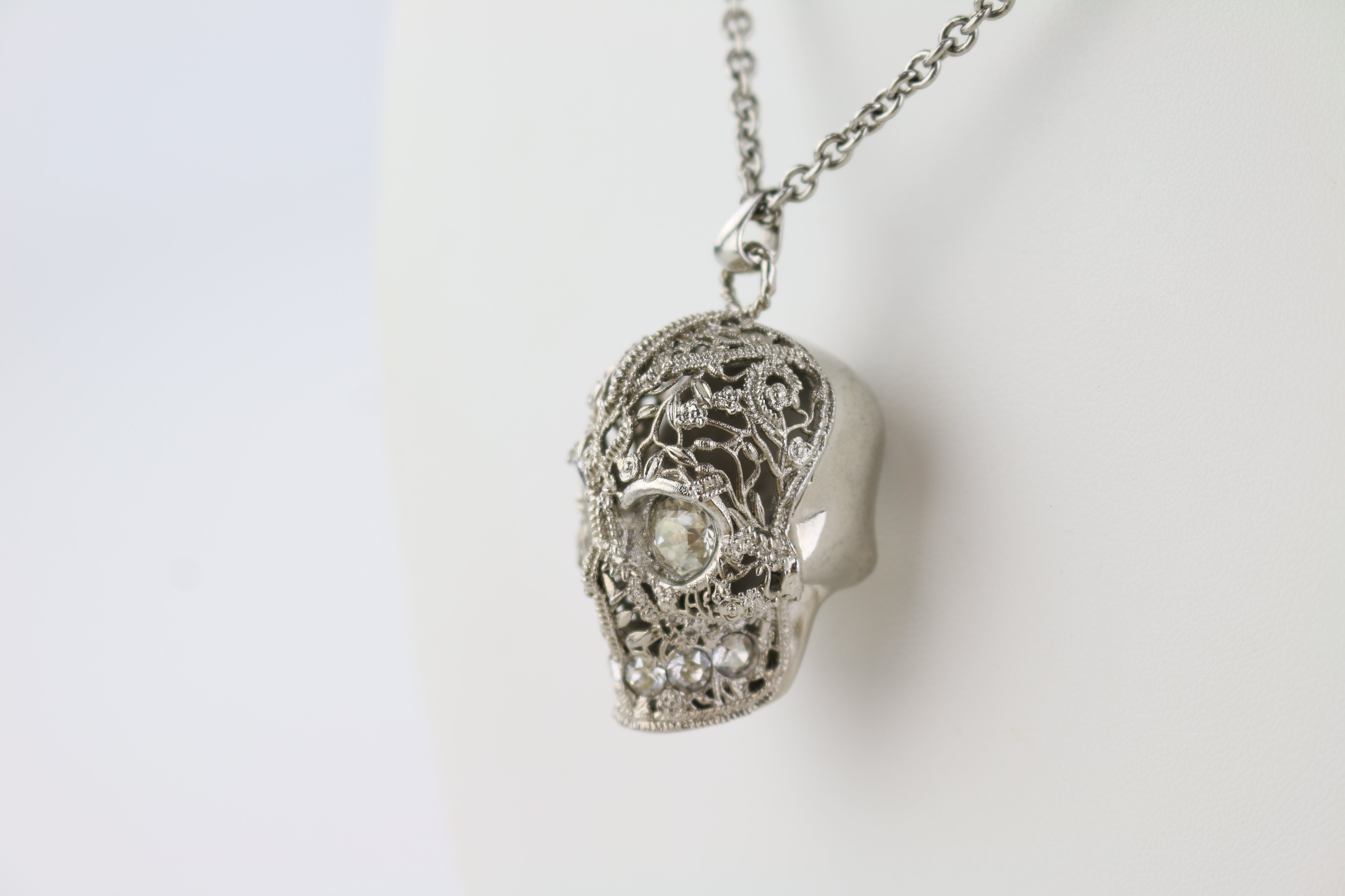 Buy Large Skull Pendant, Large Jawless Silver Skull With Crystal Eyes, Skull  Necklace,skull Jewelry Online in India - Etsy