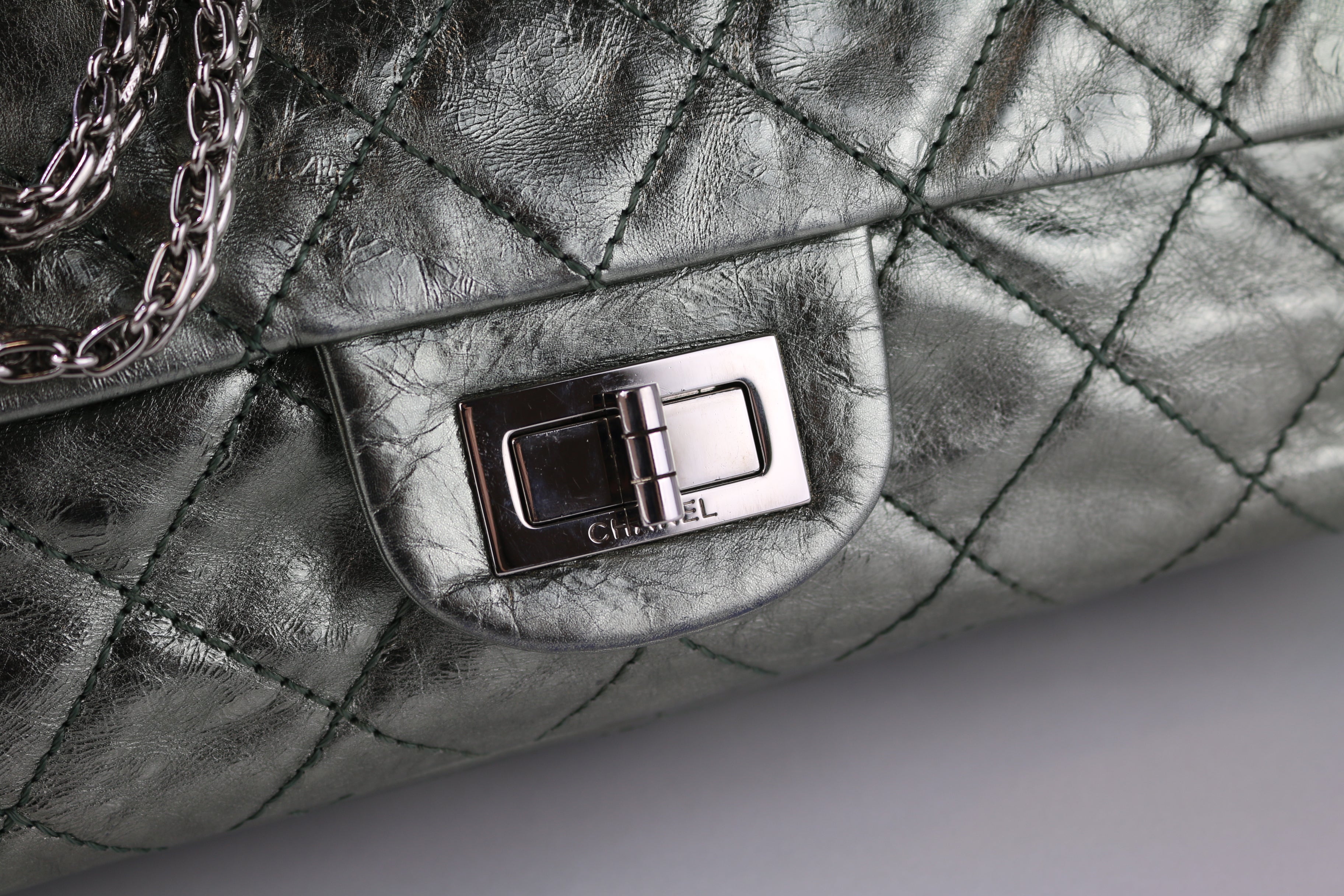 Chanel Pewter Quilted Aged Calfskin 2.55 Reissue 228 Double Flap Ruthenium Hardware, 2008-2009 (Very Good), Silver Womens Handbag