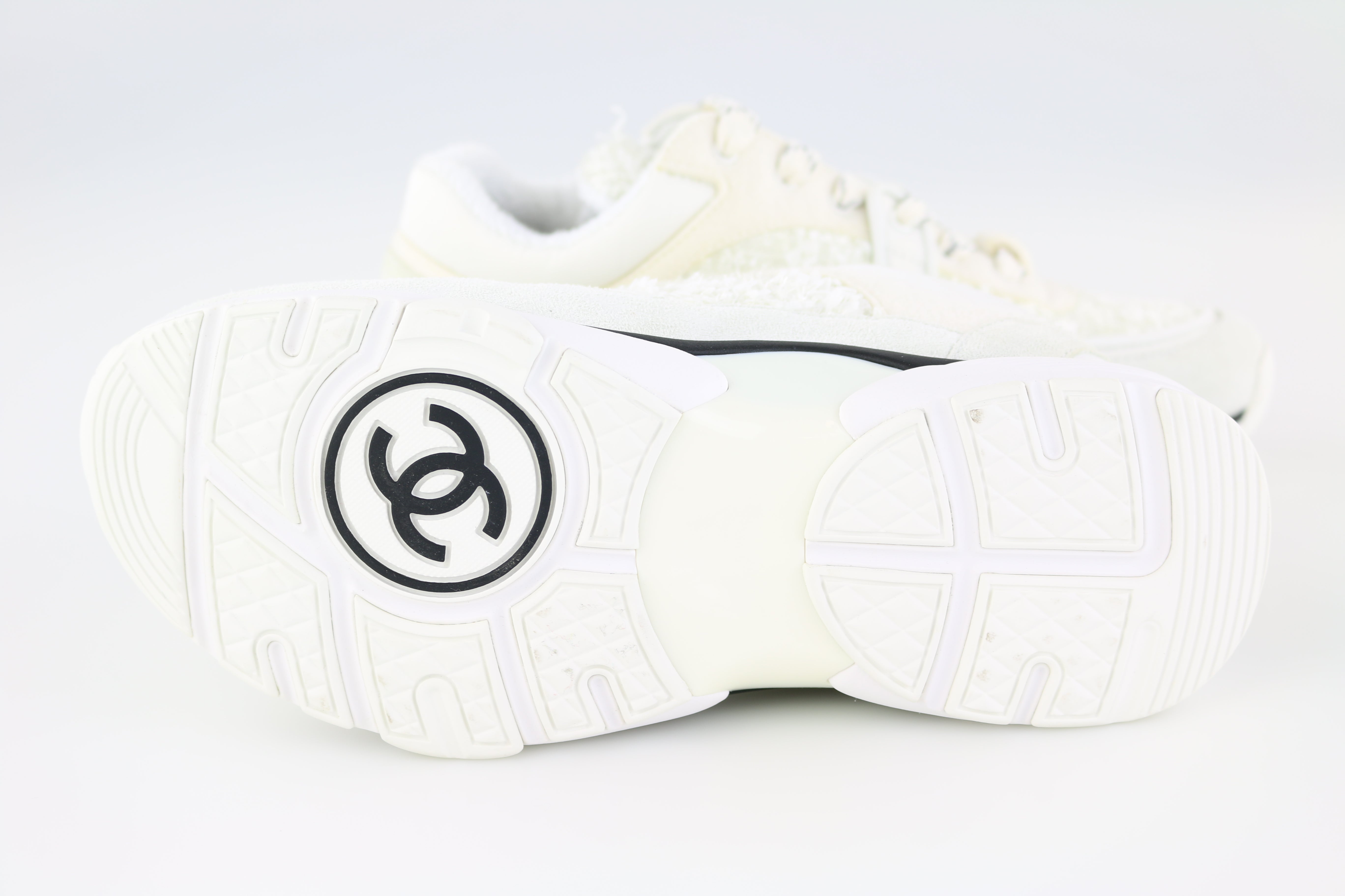CHANEL 2023-24FW Sneakers (G45079 ) in 2023  Womens shoes sneakers, Chanel  sneakers, Women shoes
