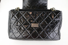 Black Reissue Accordion Flap